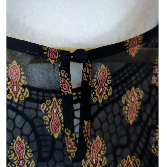 Blue Pepper Crochet/ Gauze Tank Black /Salmon Size Medium - Picture 5 of 11